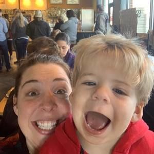 Meet your Posher, Hilary